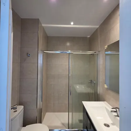Buenavista - 2-Bedroom For 4 With Sea-View Terrace And Ac - Free Street Parking Torremolinos