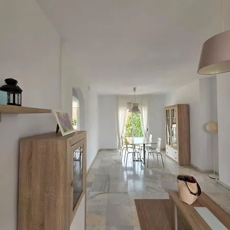 Buenavista - 2-Bedroom For 4 With Sea-View Terrace And Ac - Free Street Parking