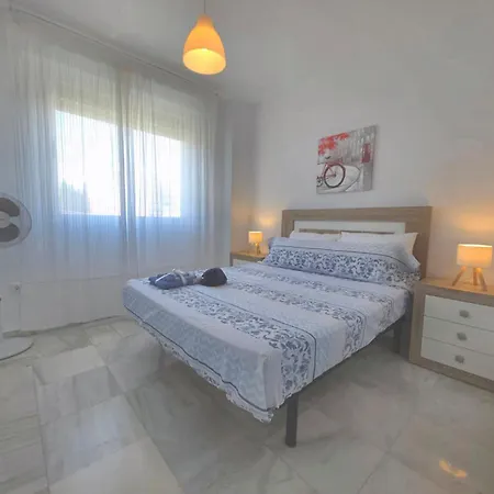 Buenavista - 2-bedroom For 4 With Sea-view Terrace And Ac - Free Street Parking * Torremolinos