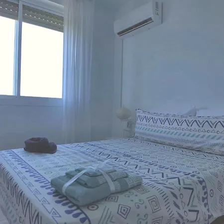 Buenavista - 2-bedroom For 4 With Sea-view Terrace And Ac - Free Street Parking *