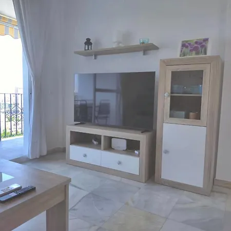 Apartamento Buenavista - 2-bedroom For 4 With Sea-view Terrace And Ac - Free Street Parking Torremolinos