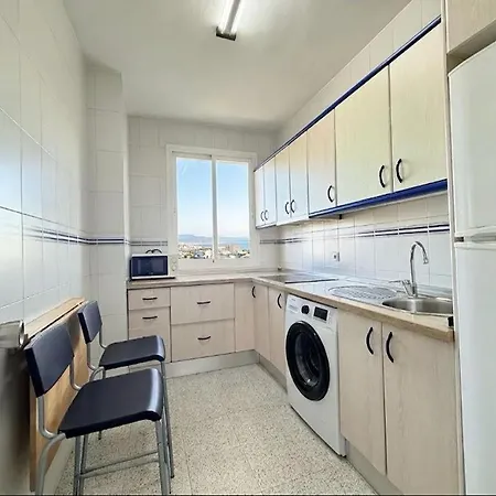 Buenavista - 2-bedroom For 4 With Sea-view Terrace And Ac - Free Street Parking * Torremolinos